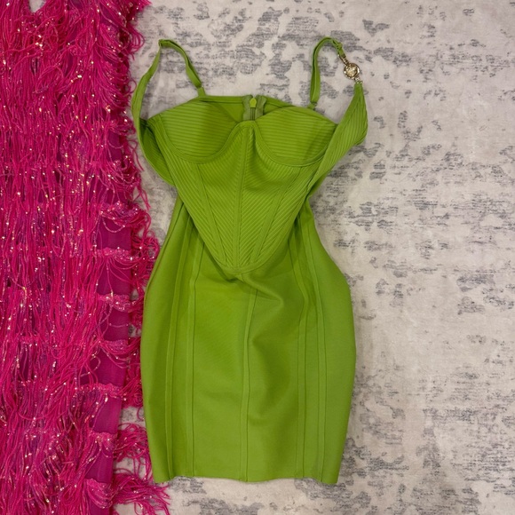 Trio deal - Akira Dresses✨ - Picture 5 of 6